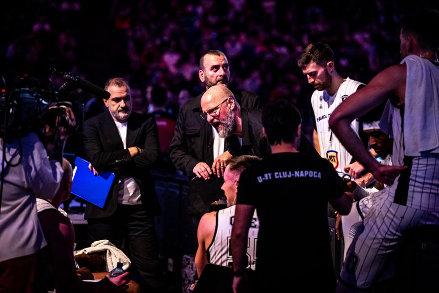 Spectacol baschetbalistic în BTarena! U-BT Cluj-Napoca a visat, dar a fost adusă cu picioarele pe pământ de Dubai Basketball