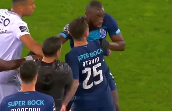 VIDEO Scene șocante! Moussa Marega, atacantul lui Porto, a ieșit de pe teren, victimă a rasismului: „Idioților, duceți-vă dracului!”