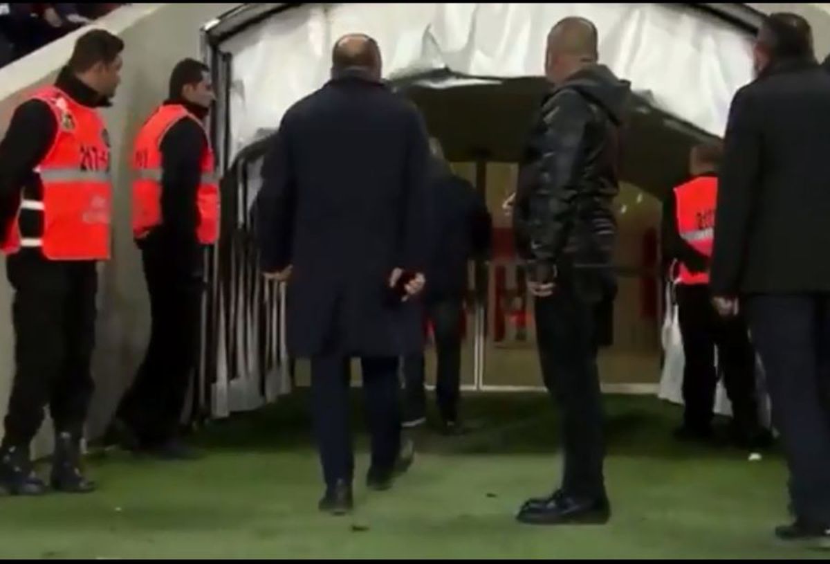 GAZIANTEP - RIZESPOR 2-0 // FOTO Marius Șumudică, victorios și furios! A explodat după ce jucătorul său a ratat două penalty-uri și s-a dus spre vestiare