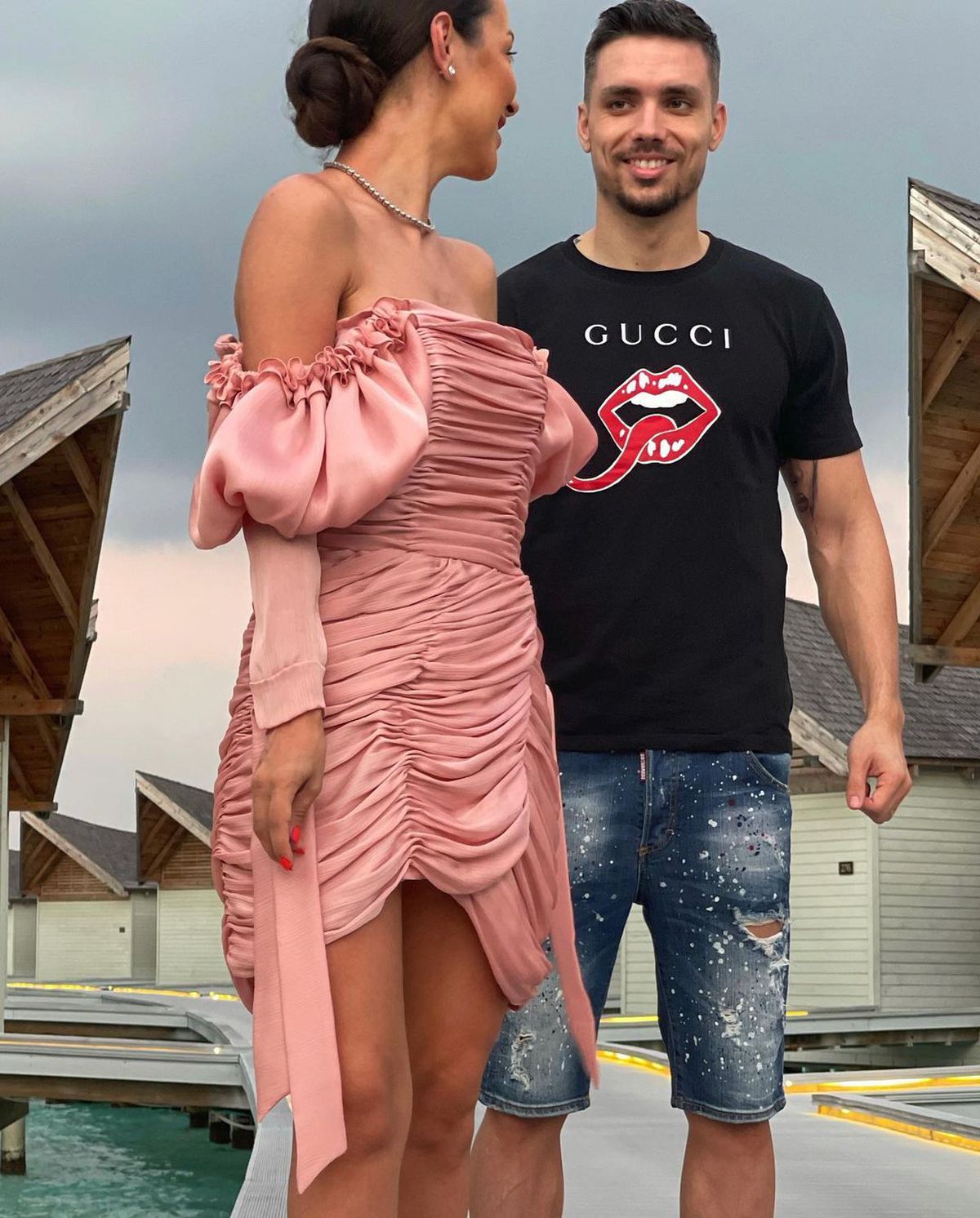 GALERIE FOTO Îl face pachet! Iubita portarului de la CFR Cluj câștigă pe seară mai mult decât el pe lună!