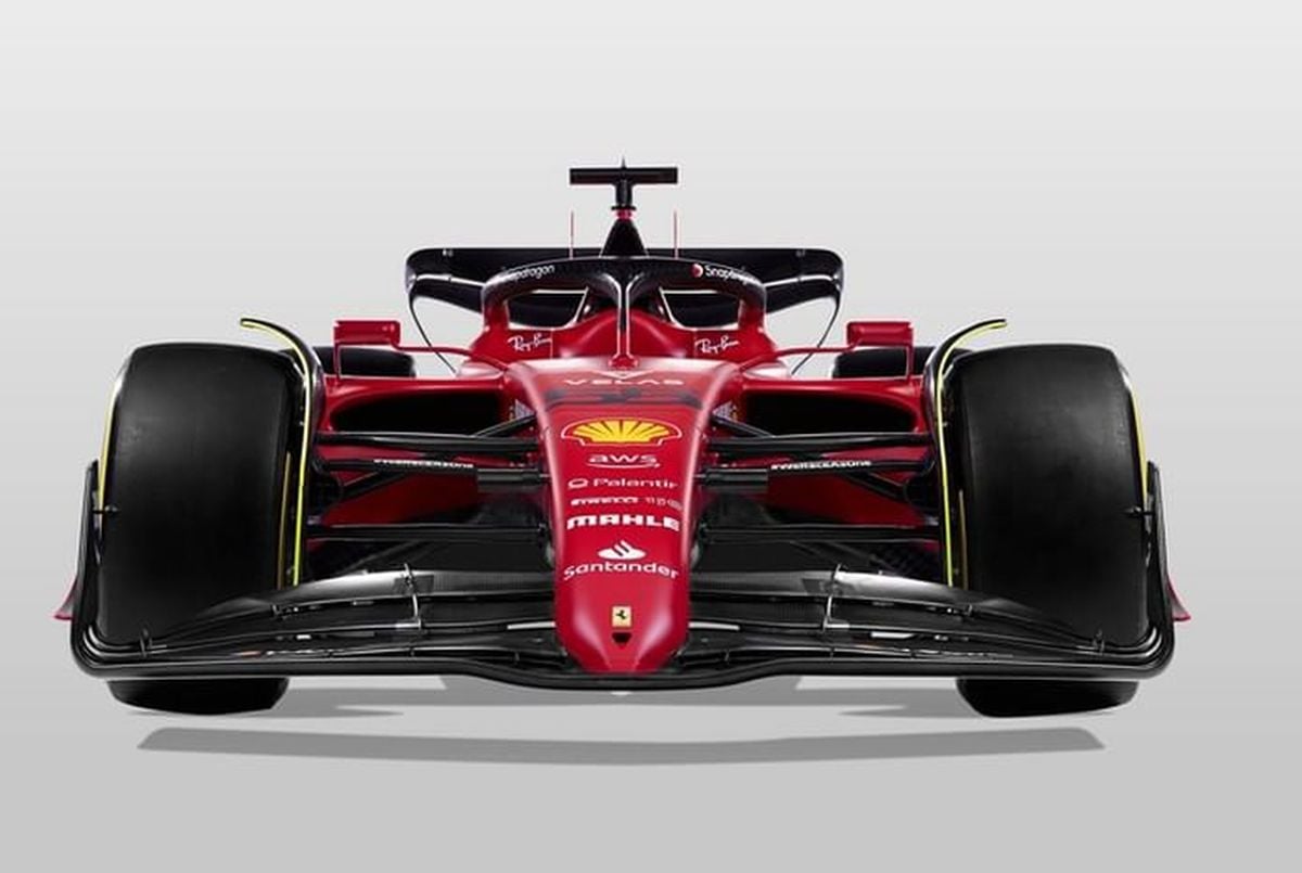 Scuderia Ferrari a prezentat monopostul cu care vrea să redevină campioană după 14 ani: „O mașină curajoasă, am interpretat regulile cu o minte deschisă!”