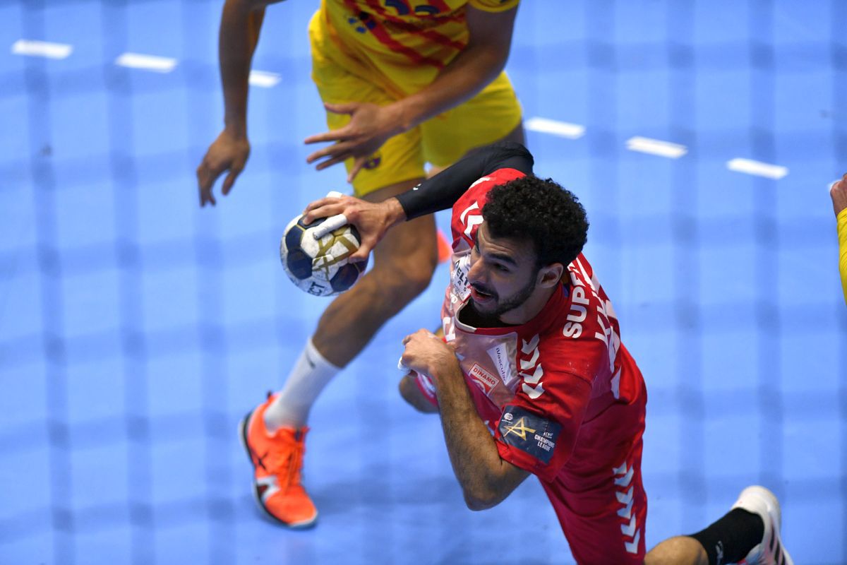 FOTO Dinamo - Barcelona, handbal, 17.02.2022