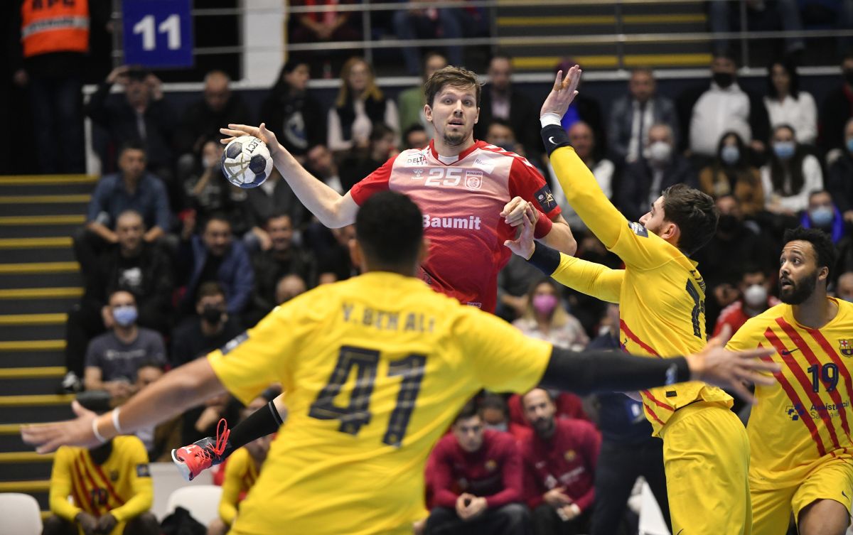 FOTO Dinamo - Barcelona, handbal, 17.02.2022