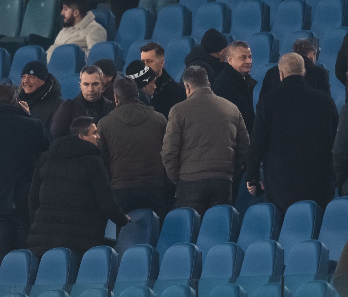 Ce nu s-a văzut la TV » Moment de nervozitate cu șefii Clujului în prim-plan: gestul dintre Nelu Varga și Balaj, imediat după Lazio - CFR