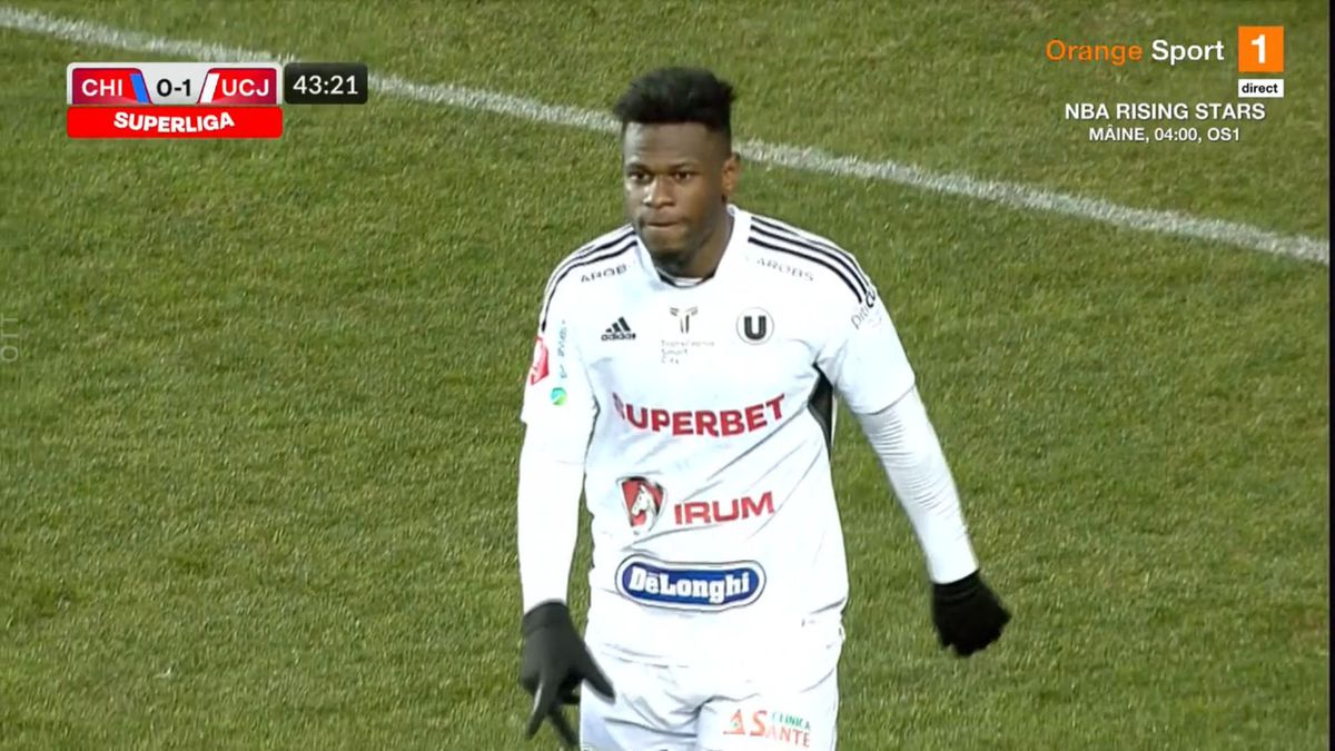 Thiam și Gomes, goluri superbe împotriva Chindiei » Doi colegi de la U Cluj s-au întrecut în lufturi