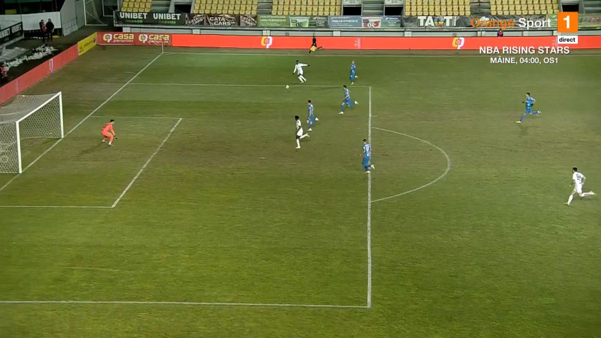 Thiam și Gomes, goluri superbe împotriva Chindiei » Doi colegi de la U Cluj s-au întrecut în lufturi