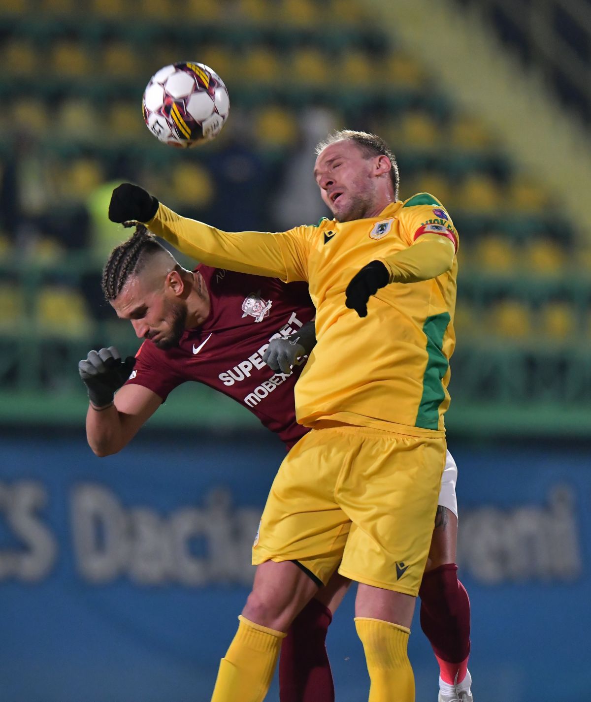 A ratat penalty-ul de 3 puncte și a fost dus de Mutu în fața galeriei » Ce s-a întâmplat după Mioveni - Rapid 0-0