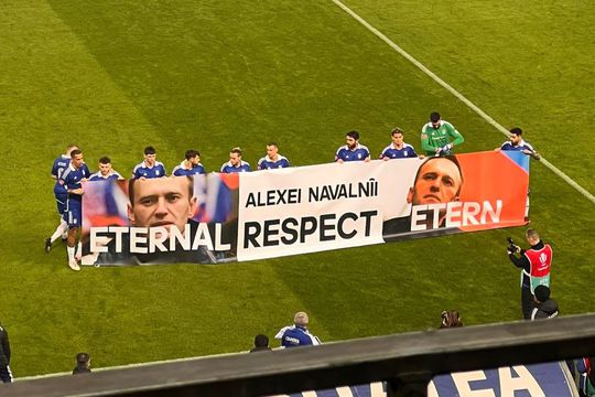 Minut de reculegere la FCU Craiova - CFR Cluj pentru Alexei Navalny