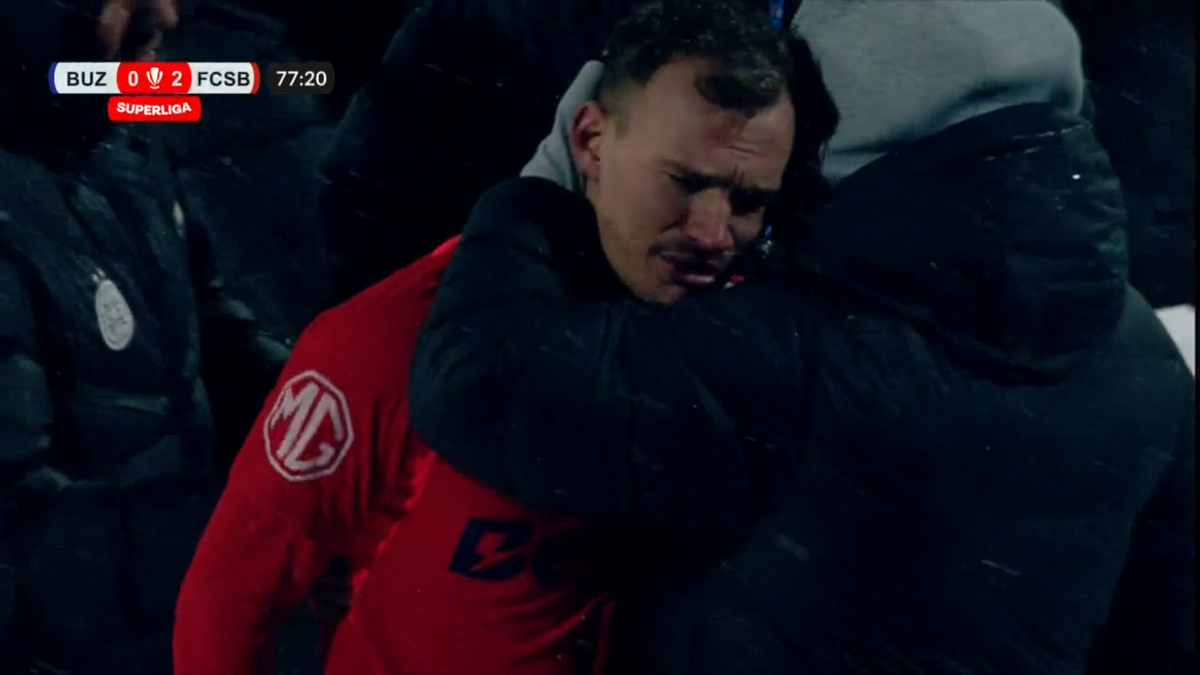 Lacrimi pe zăpadă! Consolat cu greu pe margine, după ce a fost schimbat la FCSB