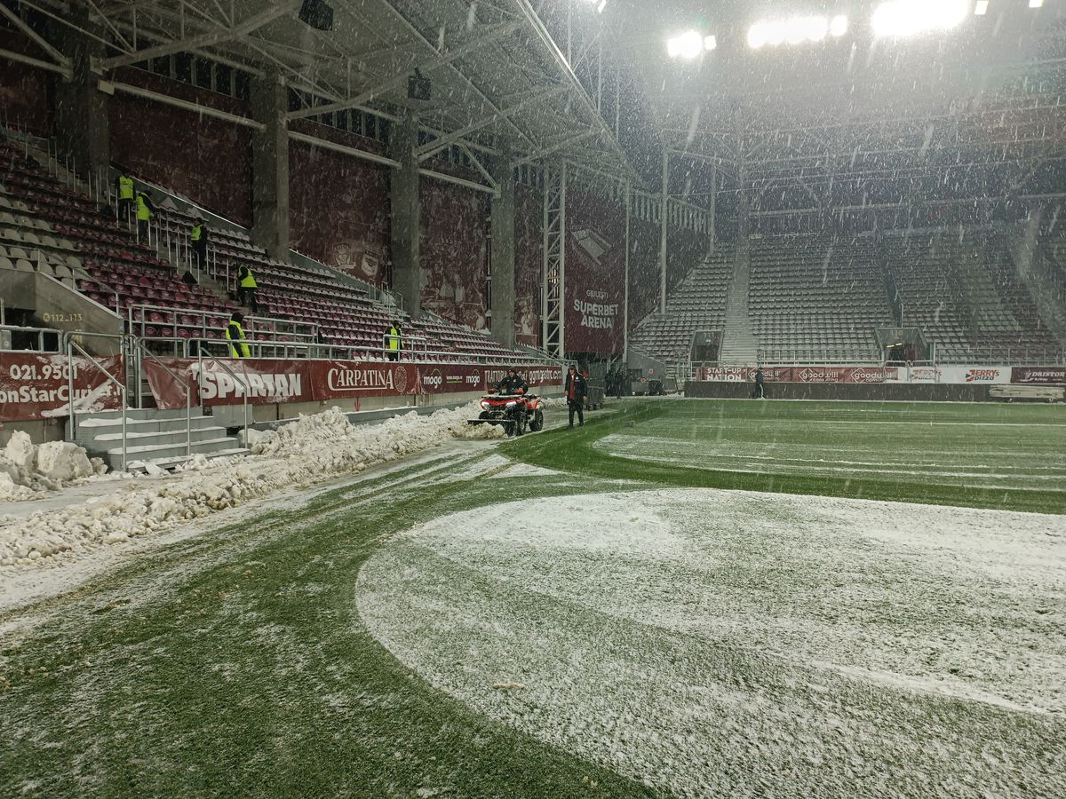 Cum arată gazonul de pe Giulești înainte de Rapid - Botoșani