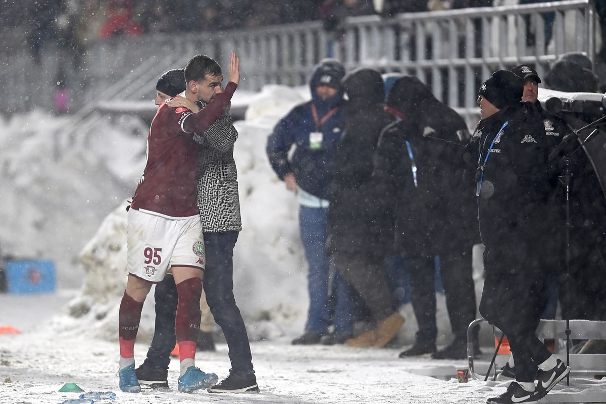 „Mâncați spanac, să ne facem Popeye Marinarul!” » Grozavu, resemnat după 0-1 în Giulești: „Rapidul nu a câștigat prin fotbal”