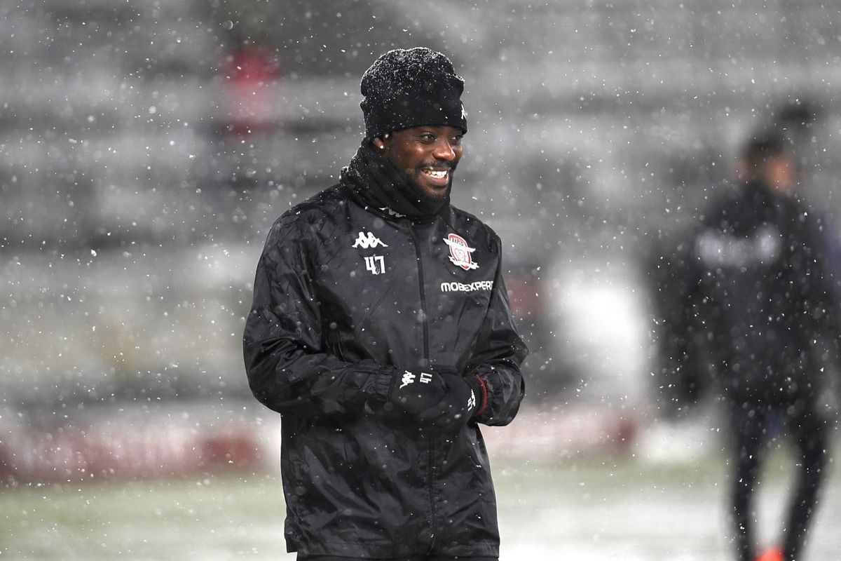 „Mâncați spanac, să ne facem Popeye Marinarul!” » Grozavu, resemnat după 0-1 în Giulești: „Rapidul nu a câștigat prin fotbal”