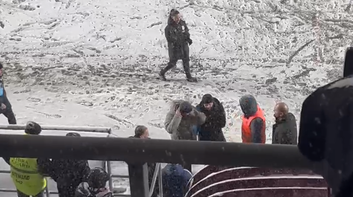 Ce făcea Dan Șucu în timp ce Șumudică era țintit de suporteri și amenința cu demisia » A postat și imaginile