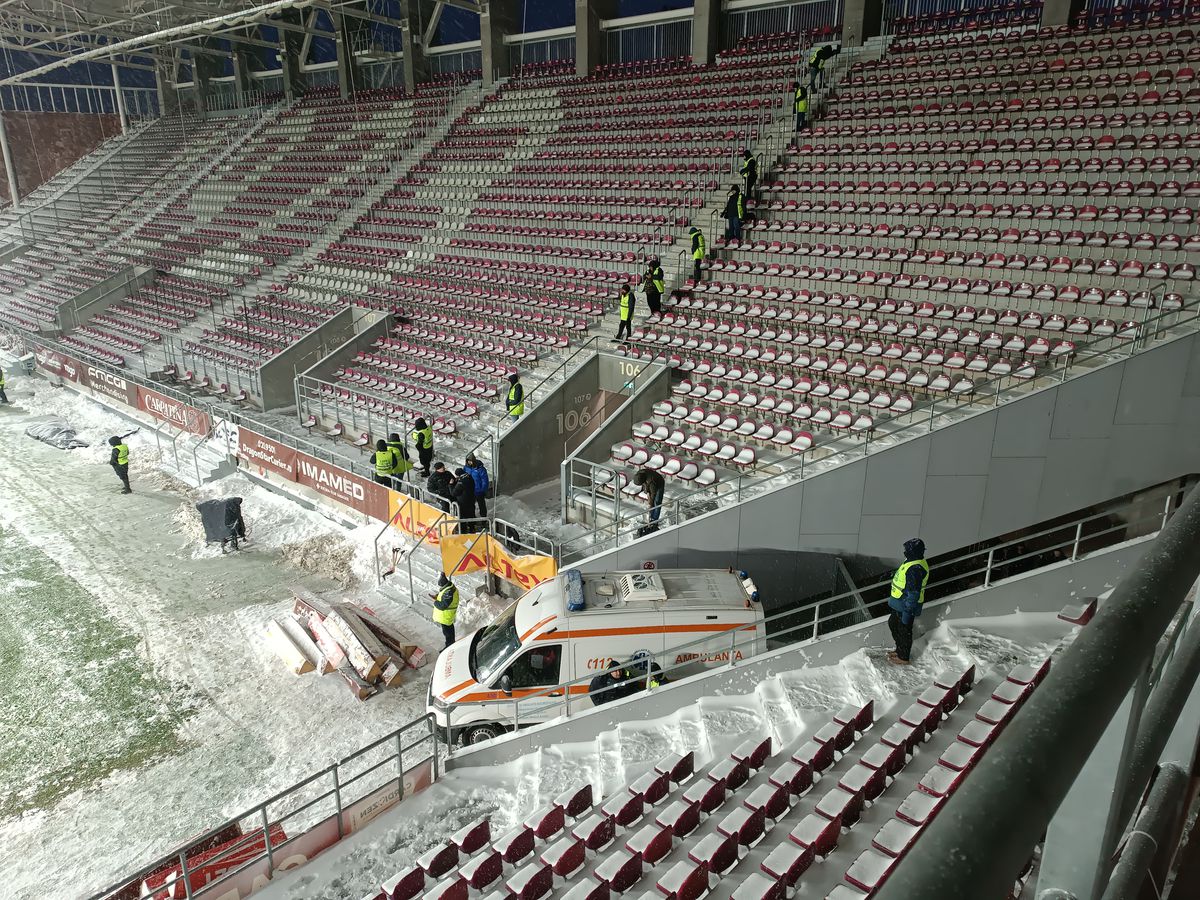 Cum arată gazonul de pe Giulești înainte de Rapid - Botoșani