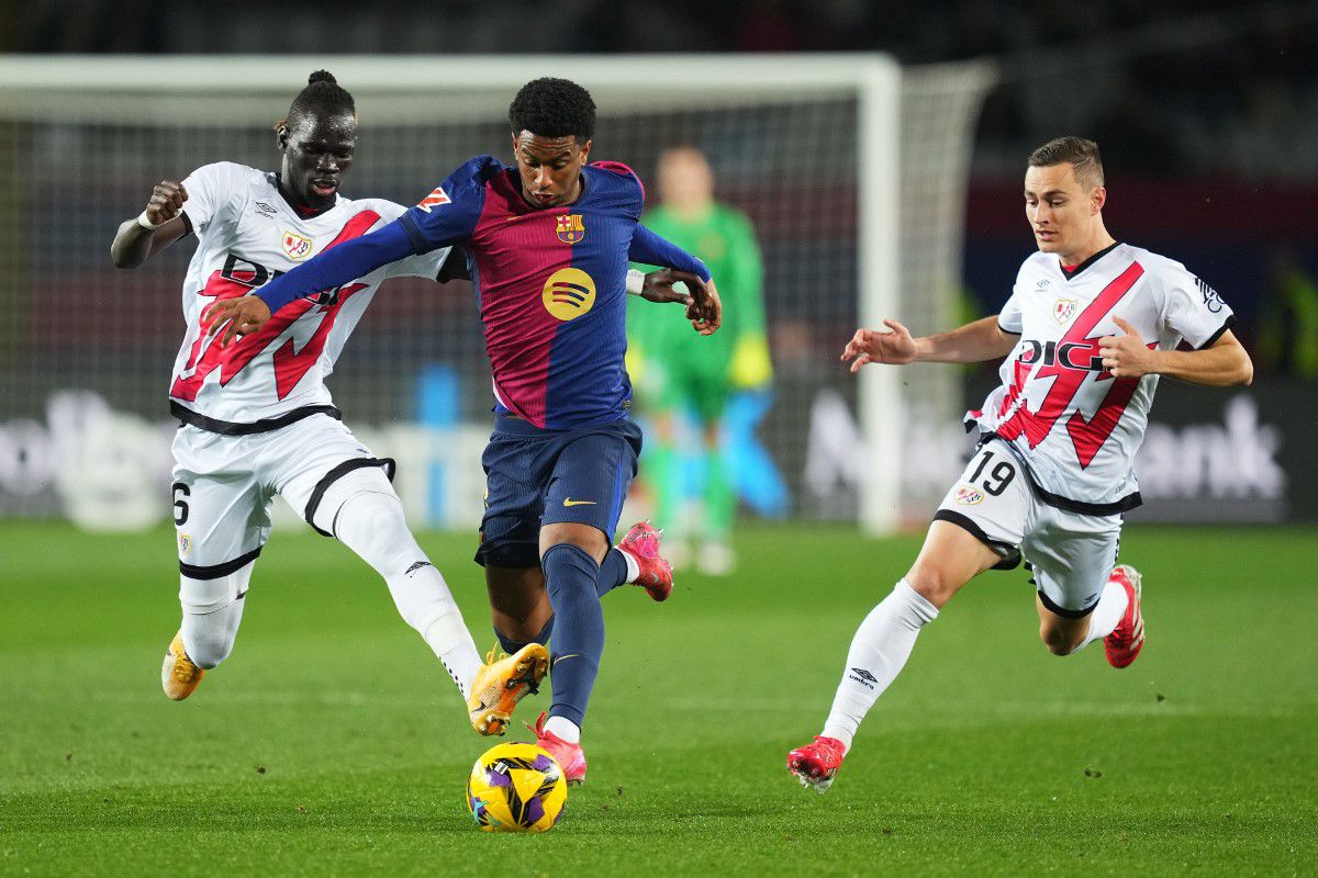 Barcelona - Rayo Vallecano 1-0 » Catalanii preiau șefia în La Liga după un meci controversat. Cum s-a descurcat Rațiu: i-a făcut „ruleta” lui Raphinha