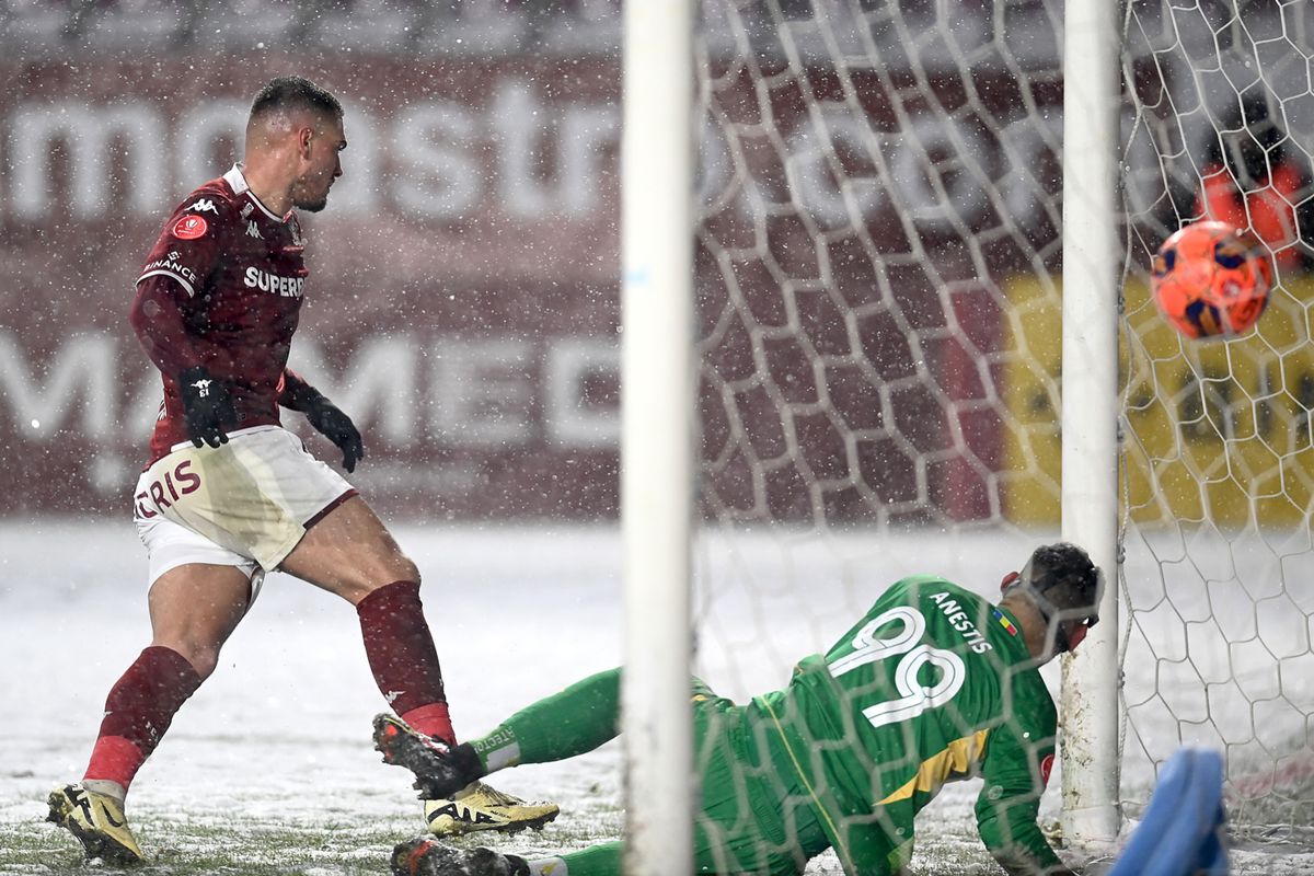 „Mâncați spanac, să ne facem Popeye Marinarul!” » Grozavu, resemnat după 0-1 în Giulești: „Rapidul nu a câștigat prin fotbal”