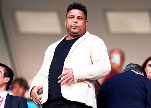 VIDEO Scandal cu Ronaldo! » A lipsit de la meci, dar s-a îmbătat la restaurant!
