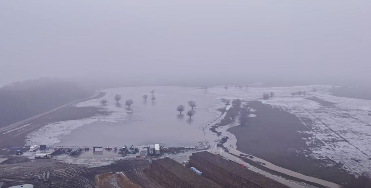 Ferma lui Gigi Nețoiu a fost inundată