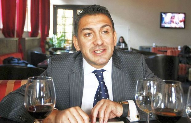 „Am avut cuțitul la gât să-l salvăm pe Ilie Dumitrescu” » Relatează scene terifiante din Centrul Vechi