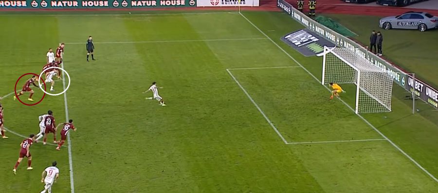 Schimbați-l pe Vassaras!