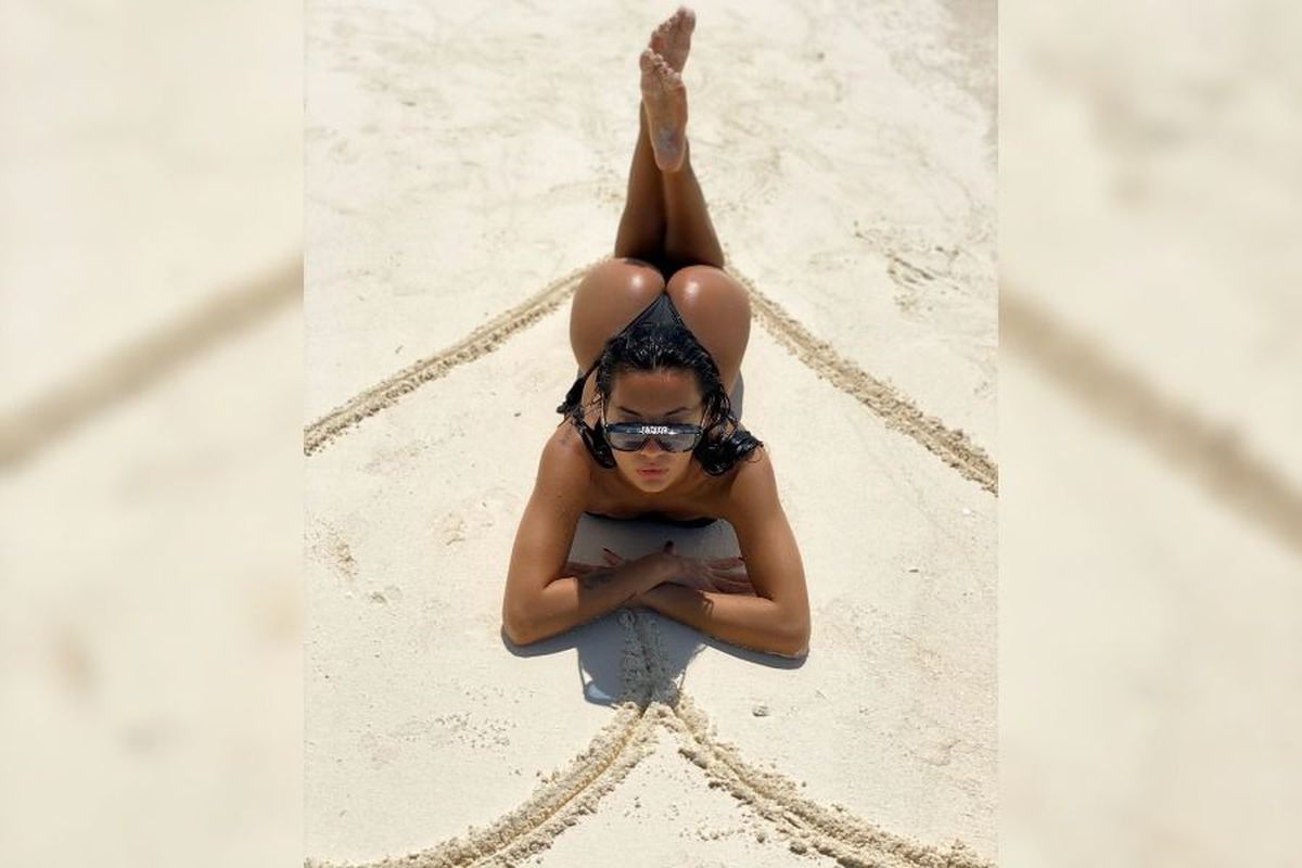 GALERIE FOTO Imagini provocatoare cu Alesenka Lesenka, soția lui Ze Luis