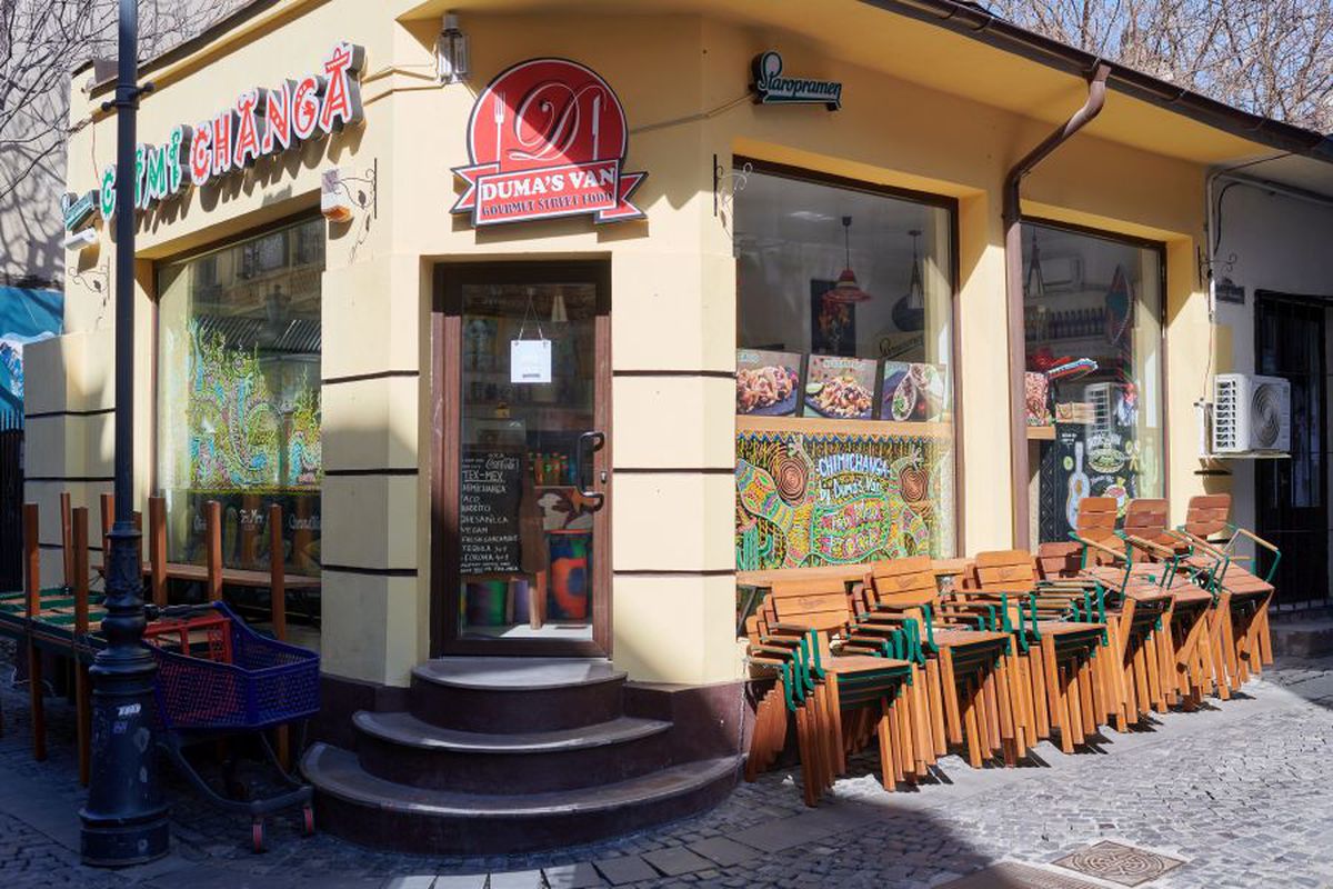 14.000 de case de pariuri se închid, plus alte 15.000 de agenții cu „păcănele"! Anunțul făcut în această seară