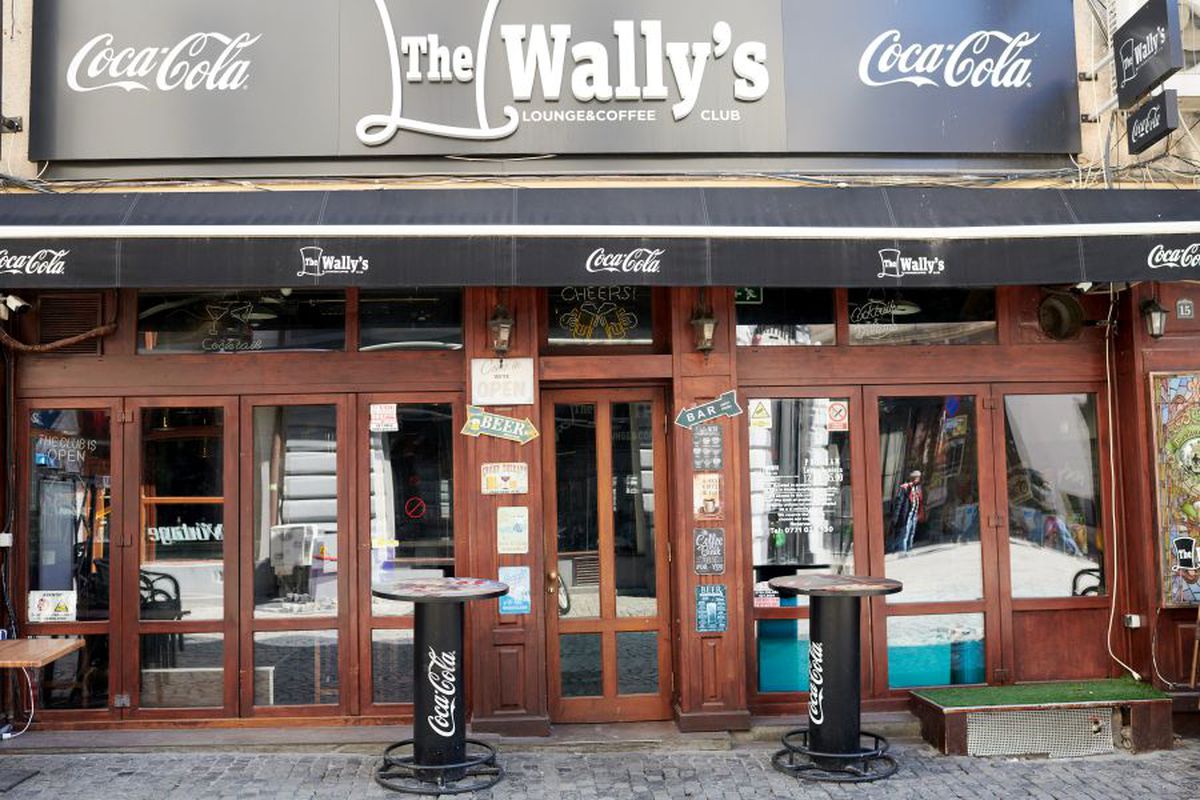 14.000 de case de pariuri se închid, plus alte 15.000 de agenții cu „păcănele"! Anunțul făcut în această seară