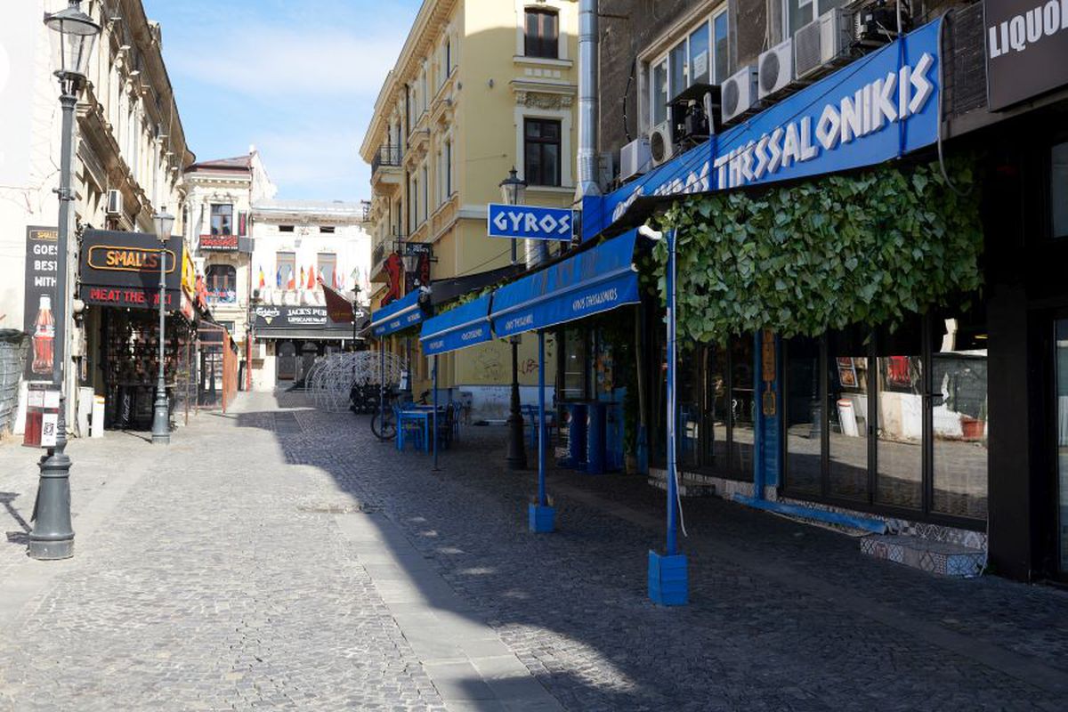 14.000 de case de pariuri se închid, plus alte 15.000 de agenții cu „păcănele"! Anunțul făcut în această seară