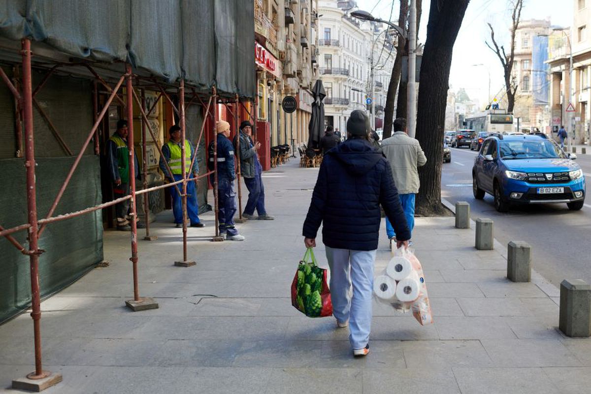 14.000 de case de pariuri se închid, plus alte 15.000 de agenții cu „păcănele"! Anunțul făcut în această seară