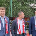 Dorin Şerdean (primul din stânga) a dat Dinamo în judecată