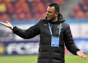 Manechinul! Rolul lui Toni Petrea la FCSB nu e nici măcar de secund » Un jucător dezvăluie: „Simte vânzoleală în spatele lui, se întoarce și întreabă «cine intră?»"
