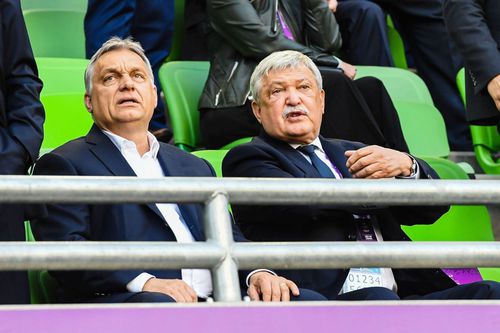 Viktor Orban, în stânga // foto: Imago Images