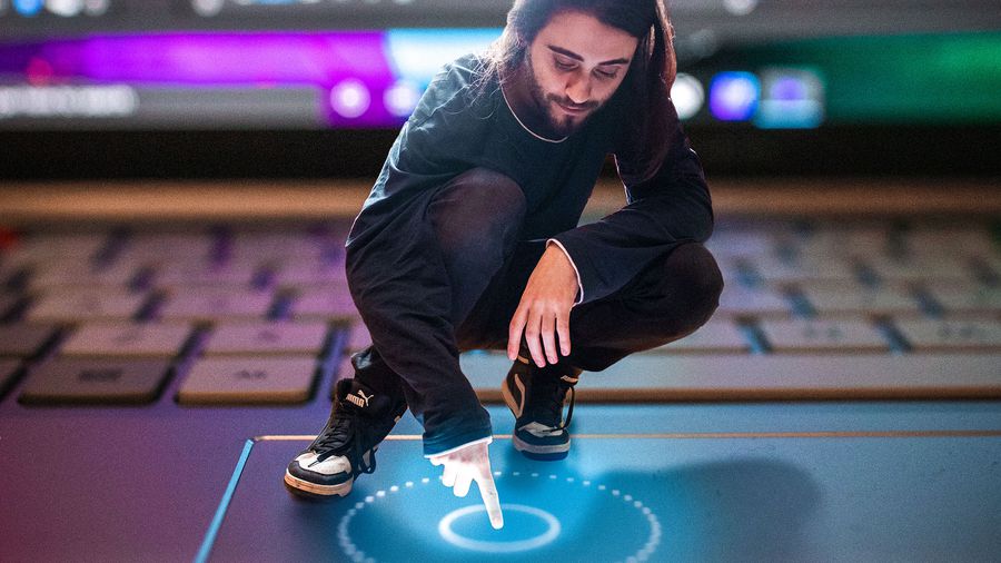 Nicu Mihai: un stil personal care îmbină vloggingul cu educaționalul