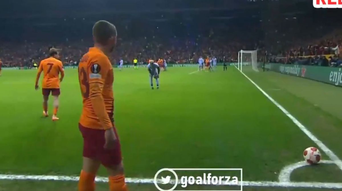FOTO Galatasaray - Barcelona, assist Alex Cicâldău