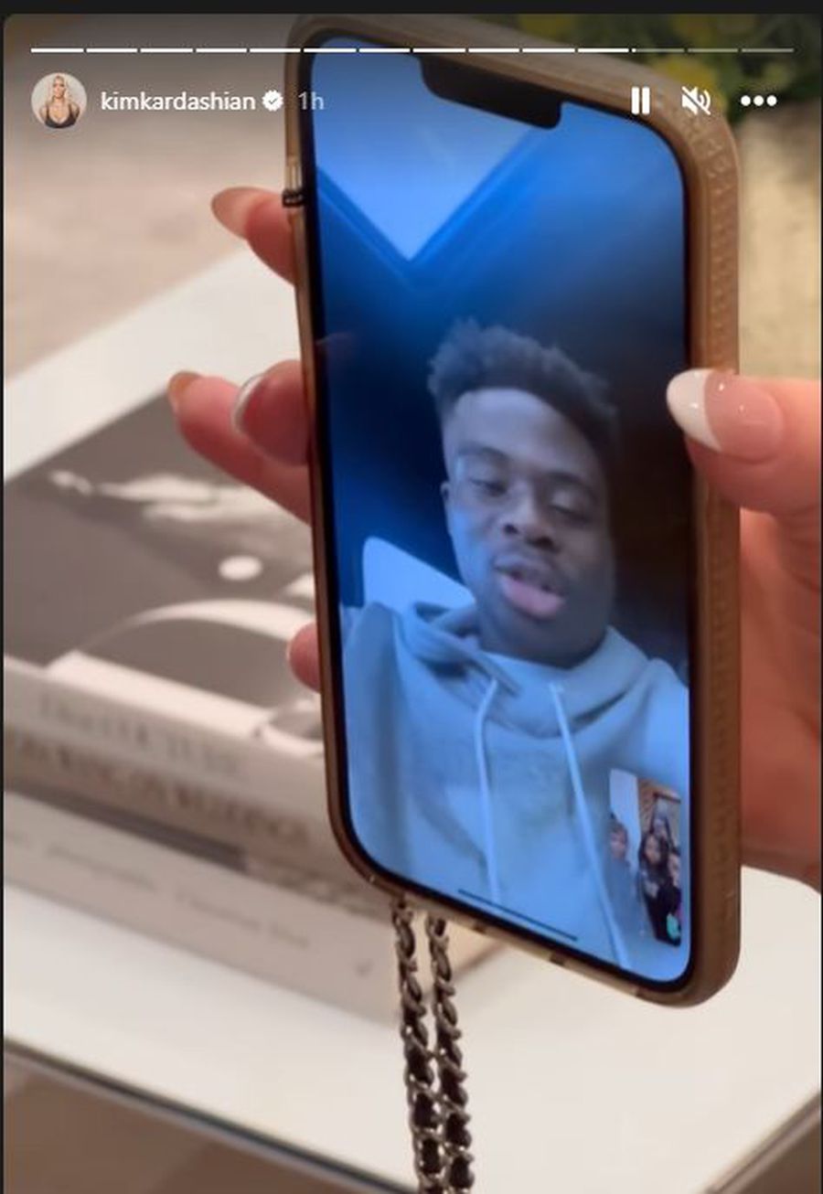 Saka, în dialog cu Kim Kim Kardashian, promisiune pentru un superstar din Premier League: „Voi fi acolo! Sărbătorim împreună”