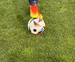 „Tricolorii” au primit mingea oficială de la EURO 2024. Imagini de la primul antrenament