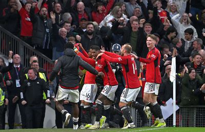 Au RĂBUFNIT după United - Liverpool: „Ce regulă absolut penibilă! Rușinos!”