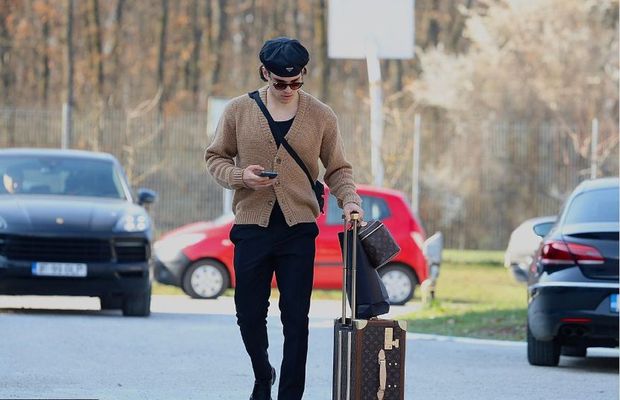 Ianis Hagi și Dennis Man, în centrul atenției la reunire » Ținute extravagante alese de „tricolori”