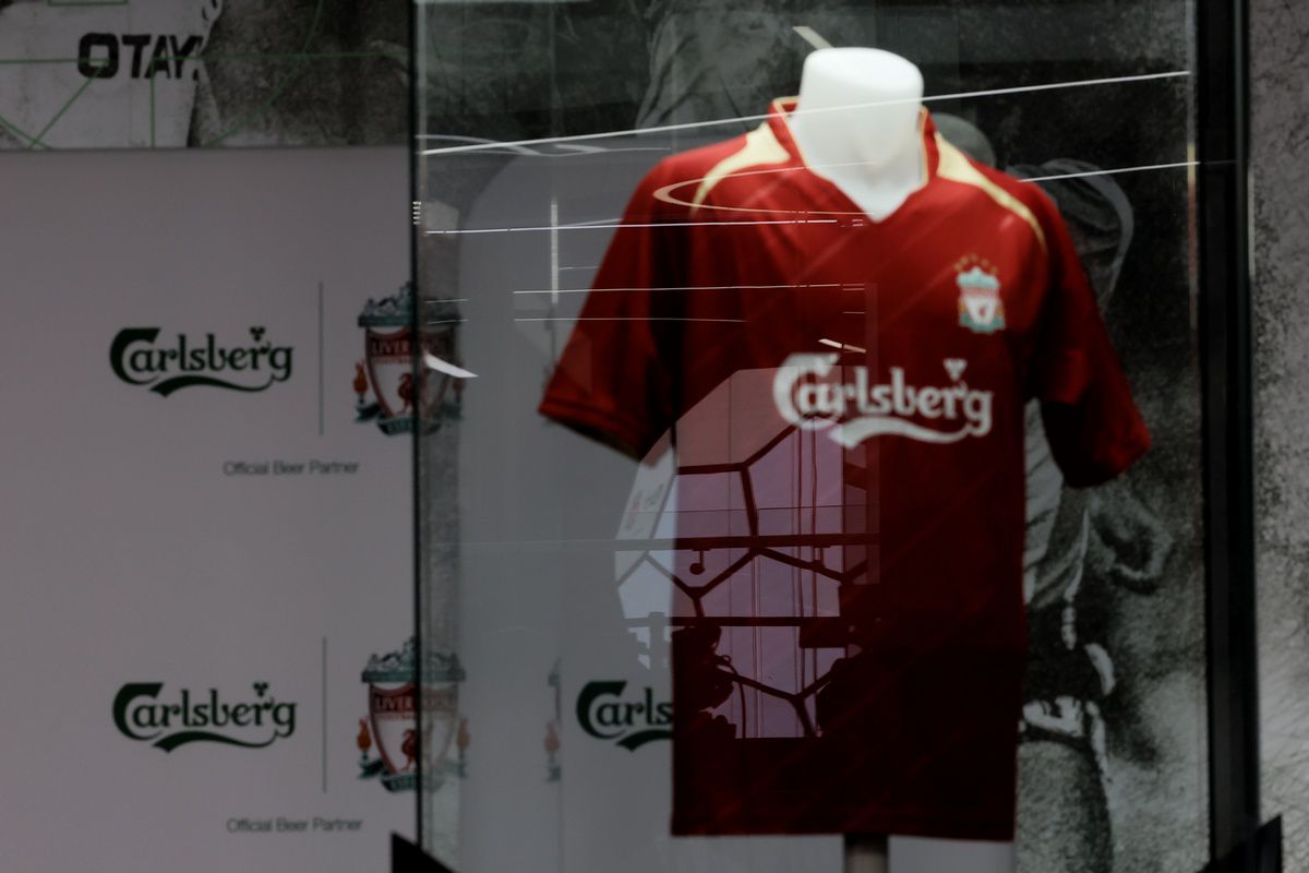 Robbie Fowler, despre cel mai controversat moment din cariera sa: „M-a costat ceva bani amenda, dar nu regret nimic!”