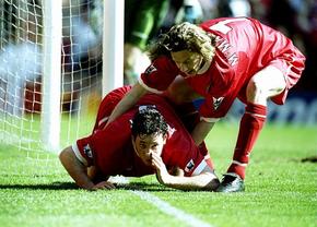 Robbie Fowler, despre cel mai controversat moment din cariera sa: „M-a costat ceva bani amenda, dar nu regret nimic!”