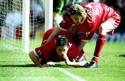 Robbie Fowler, despre cel mai controversat moment din cariera sa: „M-a costat ceva bani amenda, dar nu regret nimic!”