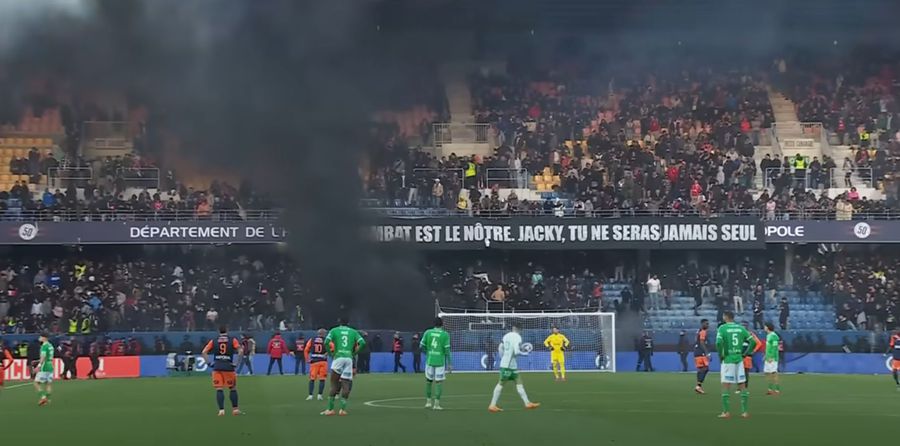 Meciul dintre Montpellier și Saint-Etienne a fost abandonat » Suporterii oaspeților au provocat un incendiu