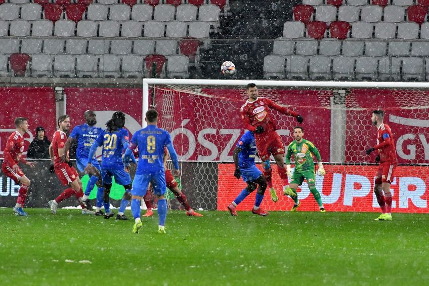 Sepsi - Gloria Buzău / FOTO: Bogdan Bălaș (GSP)
