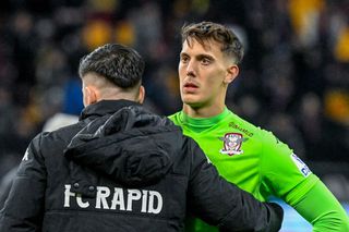 Conducerea Rapidului, sfătuită să aducă urgent un nou portar: „Neconcentrat, o mai comitea o dată”