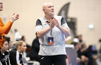 Antrenorul din România al lui HC Thuringer, implicat într-un scandal înaintea dublei cu SCM Râmnicu Vâlcea: „Am fost 7 contra 9 timp de 60 de minute”