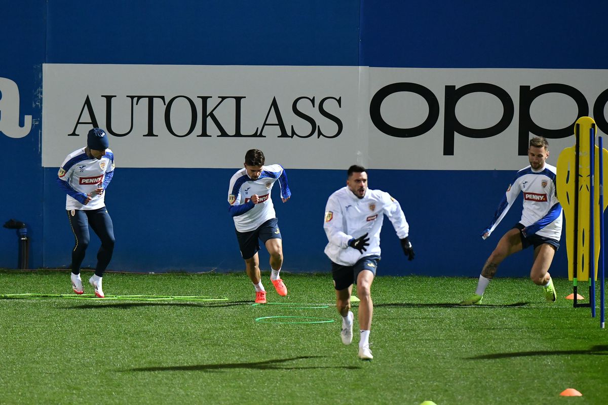 „Zidul galben”, din nou lângă jucătorii României » Apariție surpriză a unui jucător lângă sute de fani care au venit la antrenamentul „naționalei”