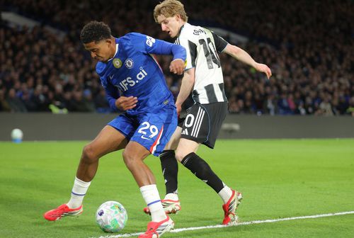 Wesley Fofana (în albastru) a greșit și la Paris, și împotriva lui Newcastle / Foto: Imago