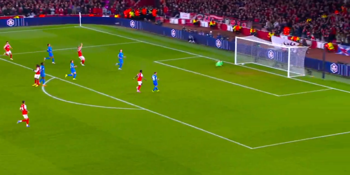 Gol senzațional în Arsenal - Leverkusen » Coechipierii și-au pus mâinile în cap