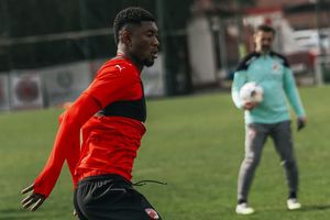 Două vești majore pentru Dinamo. Fix înaintea derby-ului cu Craiova!