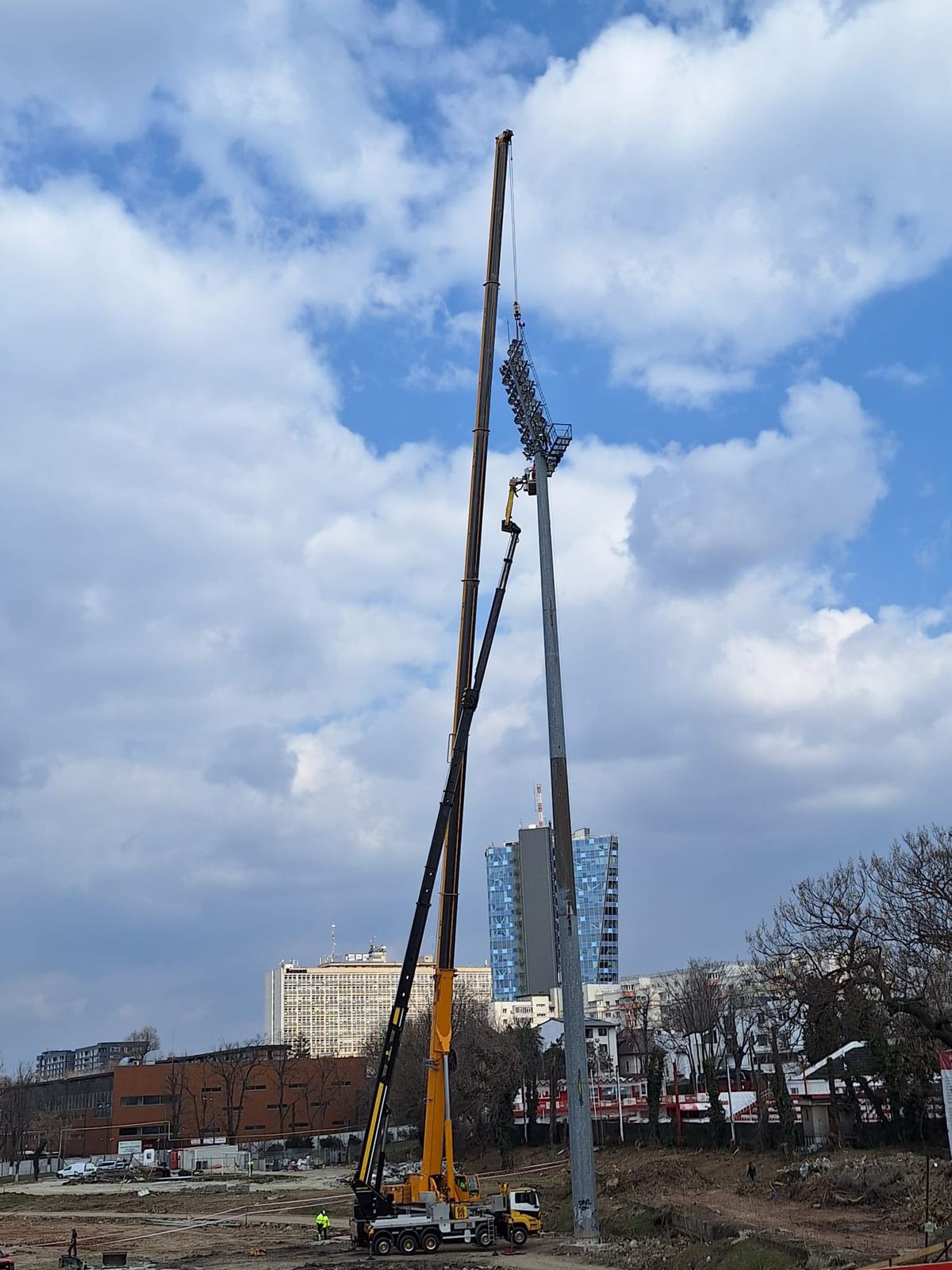 „Pas important la stadionul Dinamo” » Dispare nocturna după 23 de ani! Cele mai noi imagini
